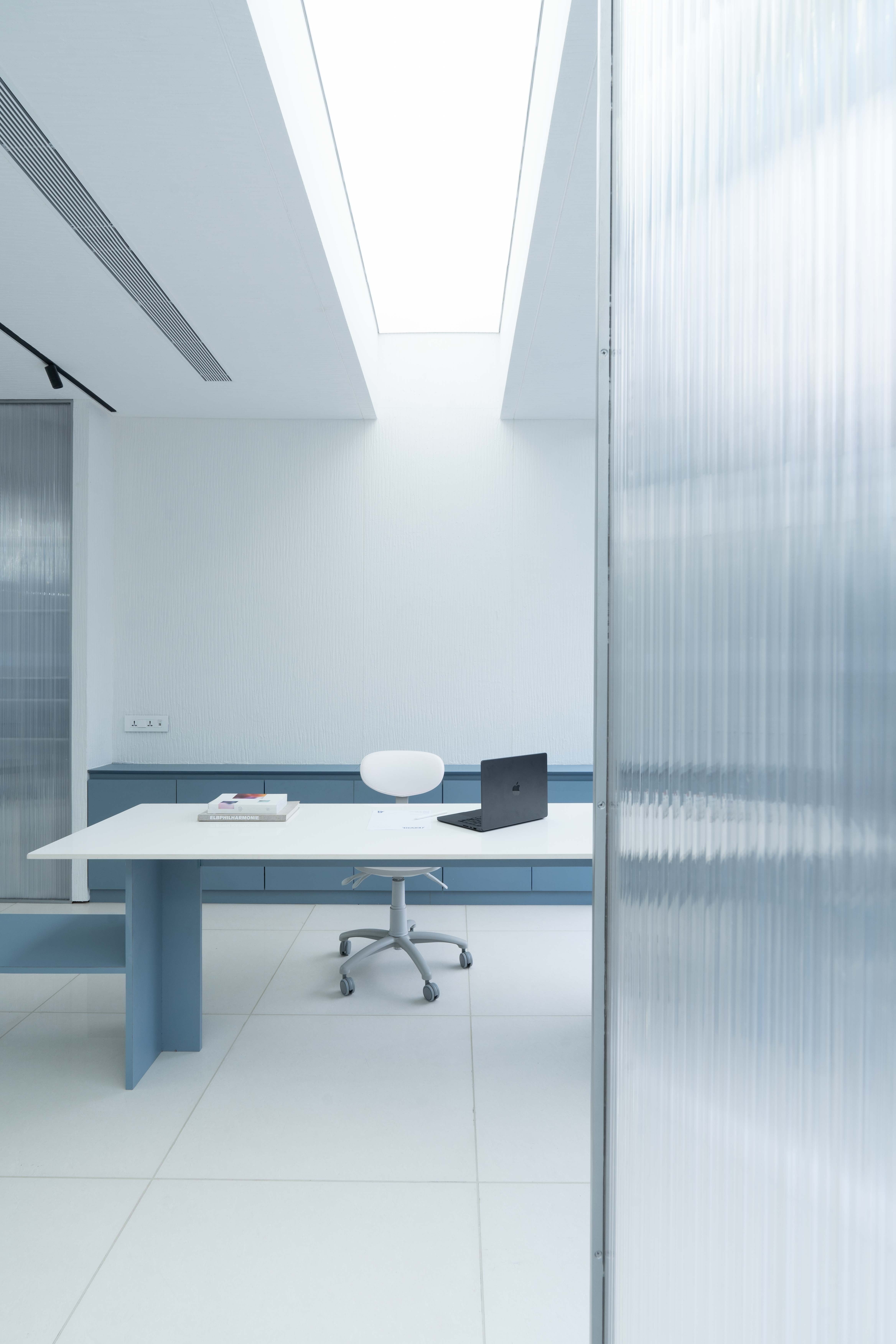 Inside SKINOQ clinic interior 4